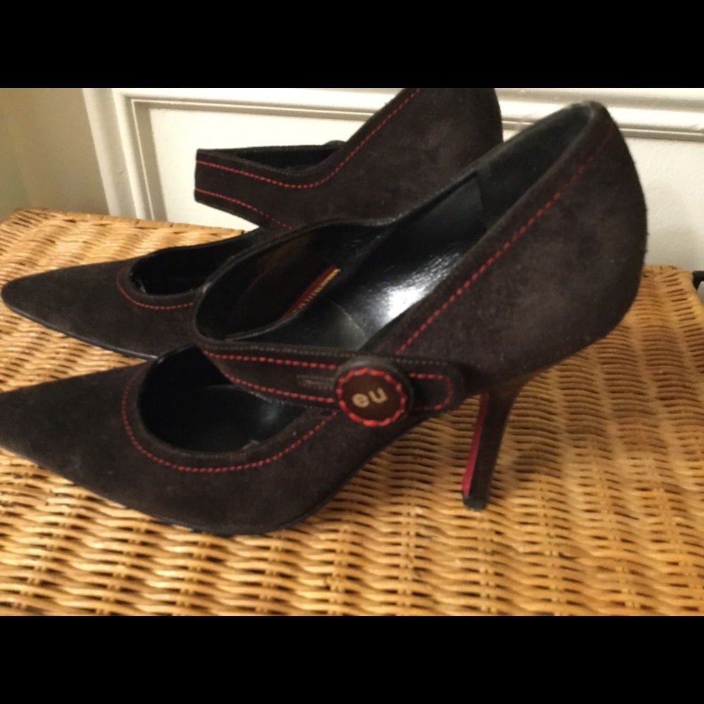 Emanuel Ungaro Black Suede Pointed Mary Jane Heels